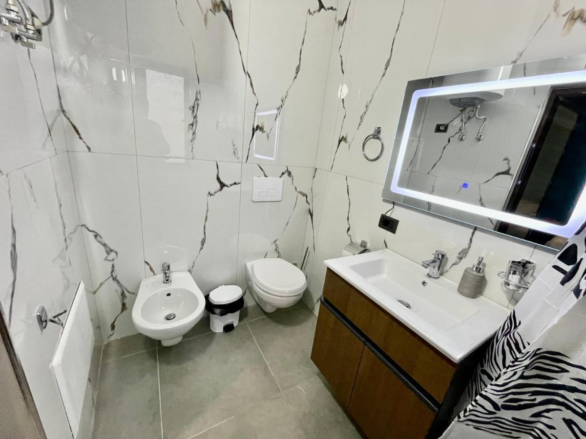 Keon Superb Studio Apartament Tiran Dış mekan fotoğraf